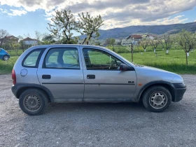 Opel Corsa 1, 4 82hp Benzin/GAS  - 1100 € / 2151.41 лв. - 35520586 5