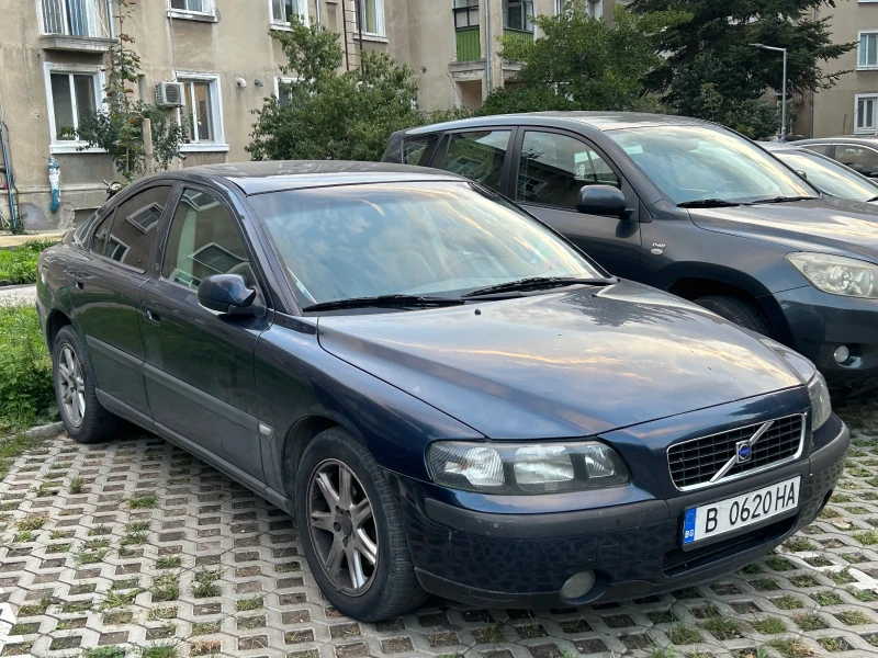 Volvo S60 2.4бензин, снимка 2 - Автомобили и джипове - 47659539