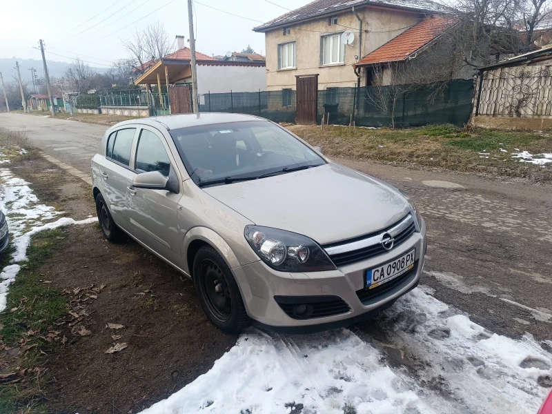 Opel Astra, снимка 1 - Автомобили и джипове - 48755717