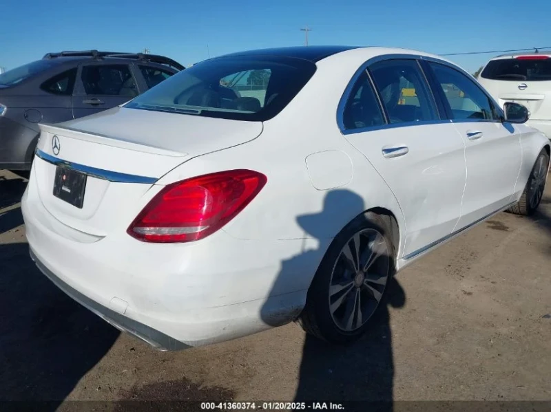 Mercedes-Benz C 300, снимка 4 - Автомобили и джипове - 48798570