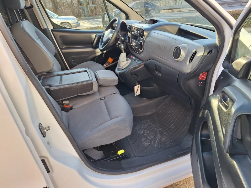 Citroen Berlingo HDI Euro5, снимка 13 - Автомобили и джипове - 48920601