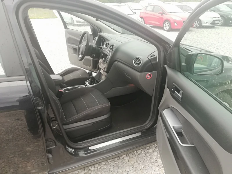 Ford Focus 1.6tdci klima 90, снимка 13 - Автомобили и джипове - 50467886