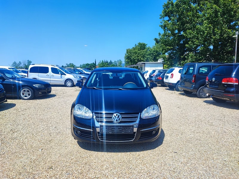 VW Jetta, снимка 2 - Автомобили и джипове - 50879451