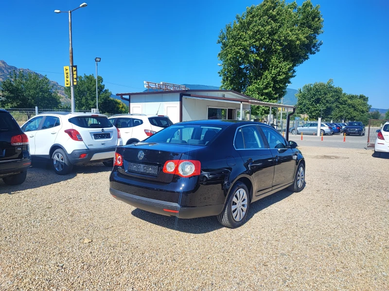 VW Jetta, снимка 6 - Автомобили и джипове - 50879451