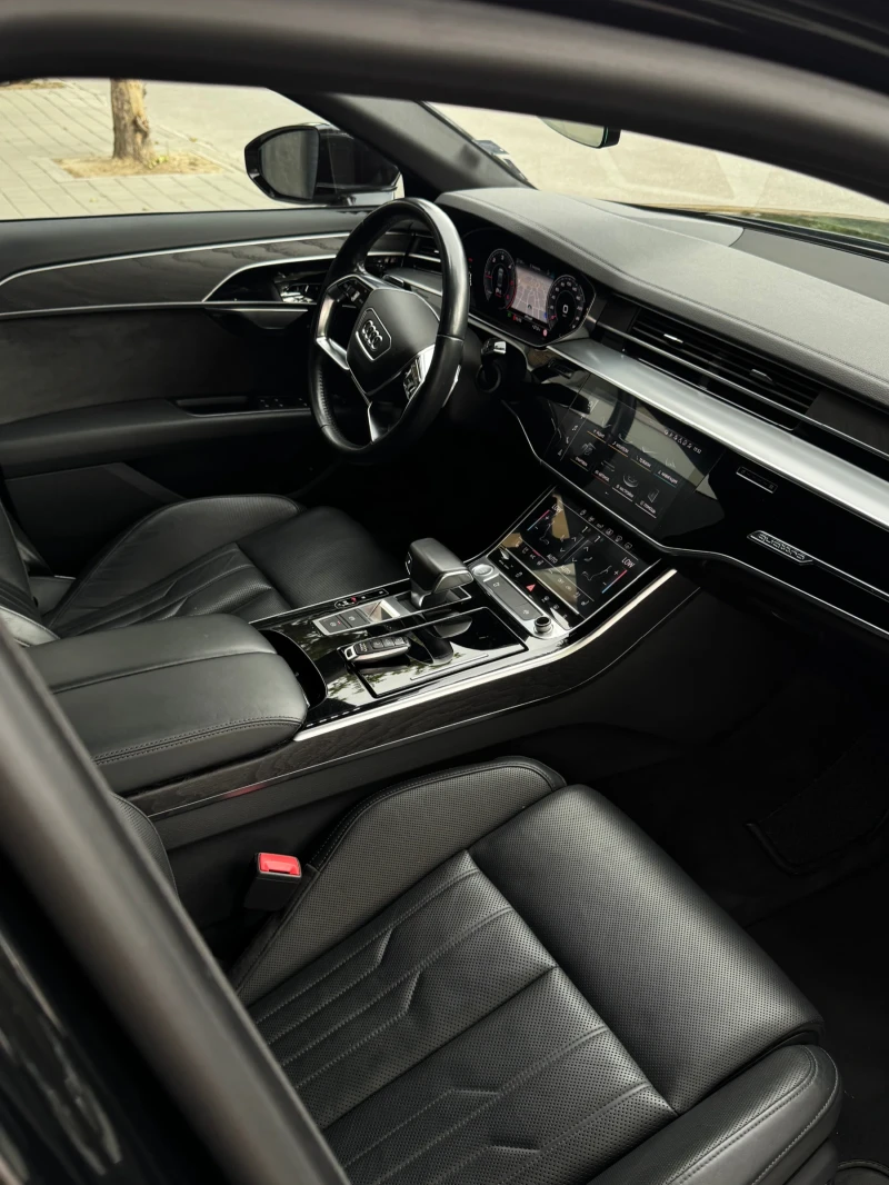 Audi A8 Audi A8 Audi A8 Дълга база, фул екстри, снимка 11 - Автомобили и джипове - 52269148