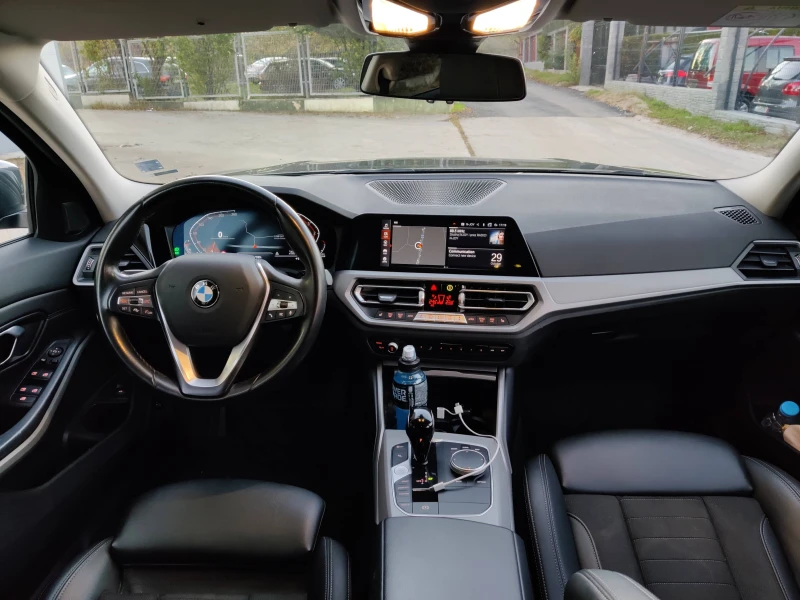 BMW 320 x-Drive, снимка 9 - Автомобили и джипове - 52373609