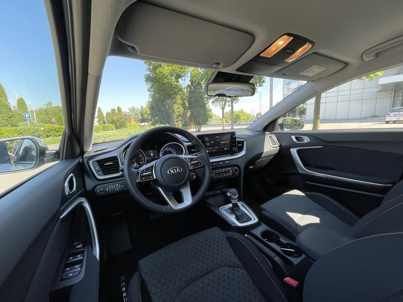 Kia XCeed, снимка 6 - Автомобили и джипове - 52458300