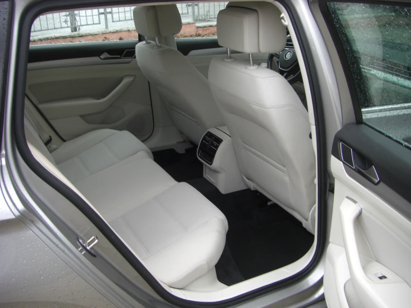 VW Passat TDI NAVI AVTOMAT EURO 6B, снимка 14 - Автомобили и джипове - 52572379