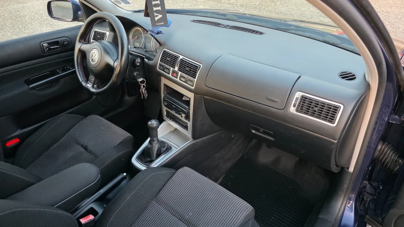 VW Golf, снимка 10 - Автомобили и джипове - 52830356