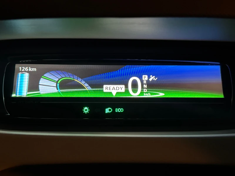 Renault Zoe Z.E* * * TOP, снимка 13 - Автомобили и джипове - 53180846