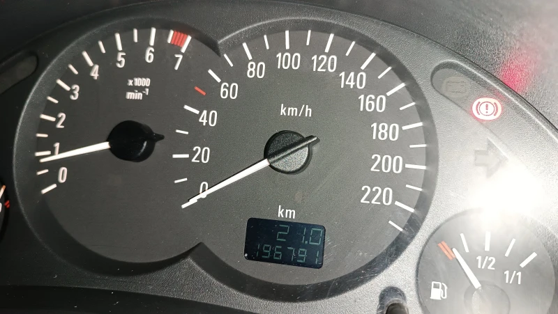 Opel Corsa C 1.2i, Климатик, снимка 17 - Автомобили и джипове - 53575687