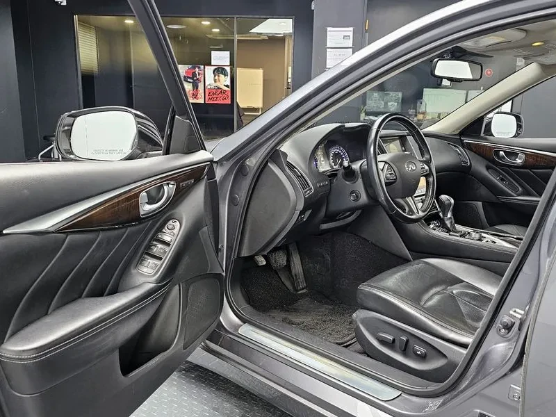 Infiniti Q50 2.2D EXCLUSIVE, снимка 11 - Автомобили и джипове - 55926104