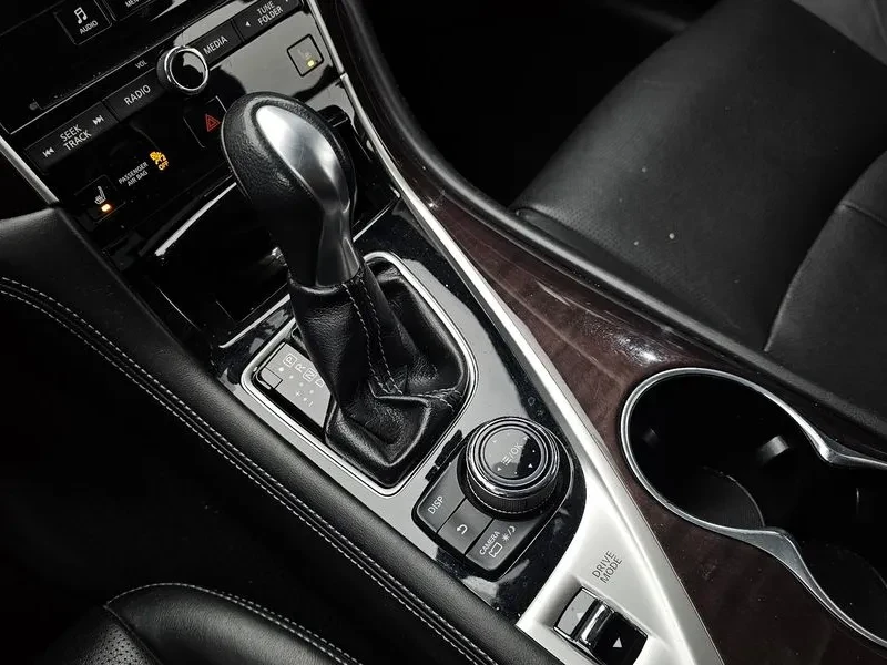 Infiniti Q50 2.2D EXCLUSIVE, снимка 9 - Автомобили и джипове - 55926104