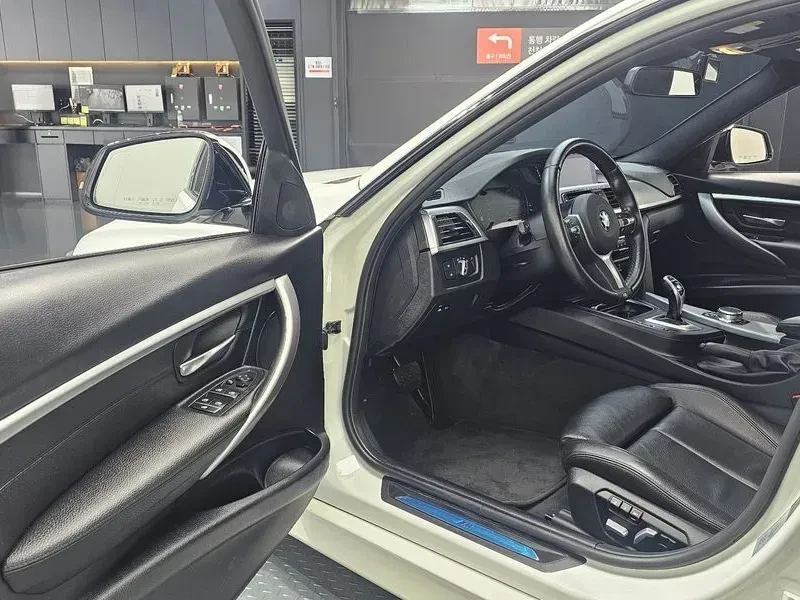 BMW 330 I | M SPORTS| DISTRONIC| HEAD UP| �������  | Mobile.bg � ����������� 6