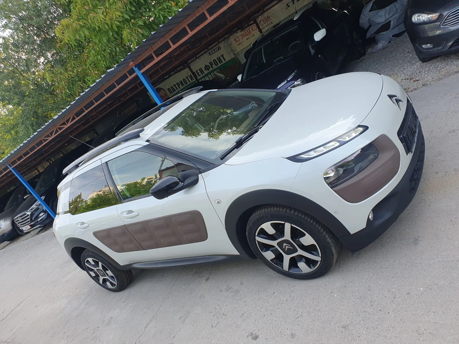 Citroen C4 Cactus 1.6 НDI LED NAVI PODGREV KAMERA PANORAMA EUR 6 - изображение 5