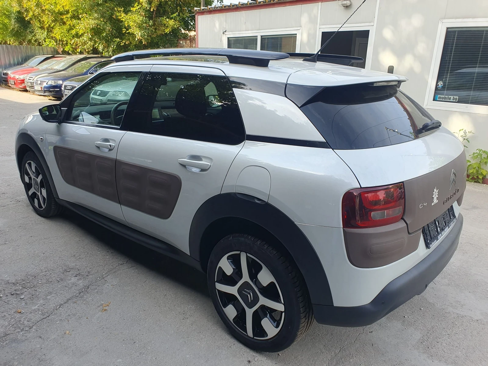 Citroen C4 Cactus 1.6 НDI LED NAVI PODGREV KAMERA PANORAMA EUR 6 - изображение 2