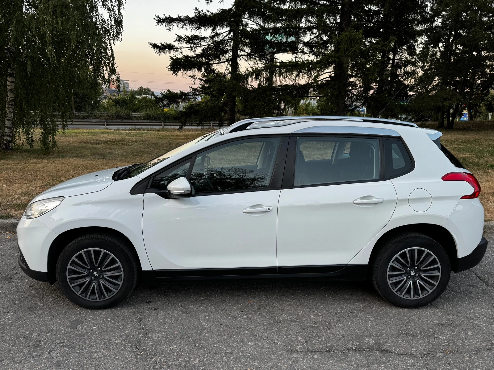 Peugeot 2008 1.6hdi 100к.с - изображение 8