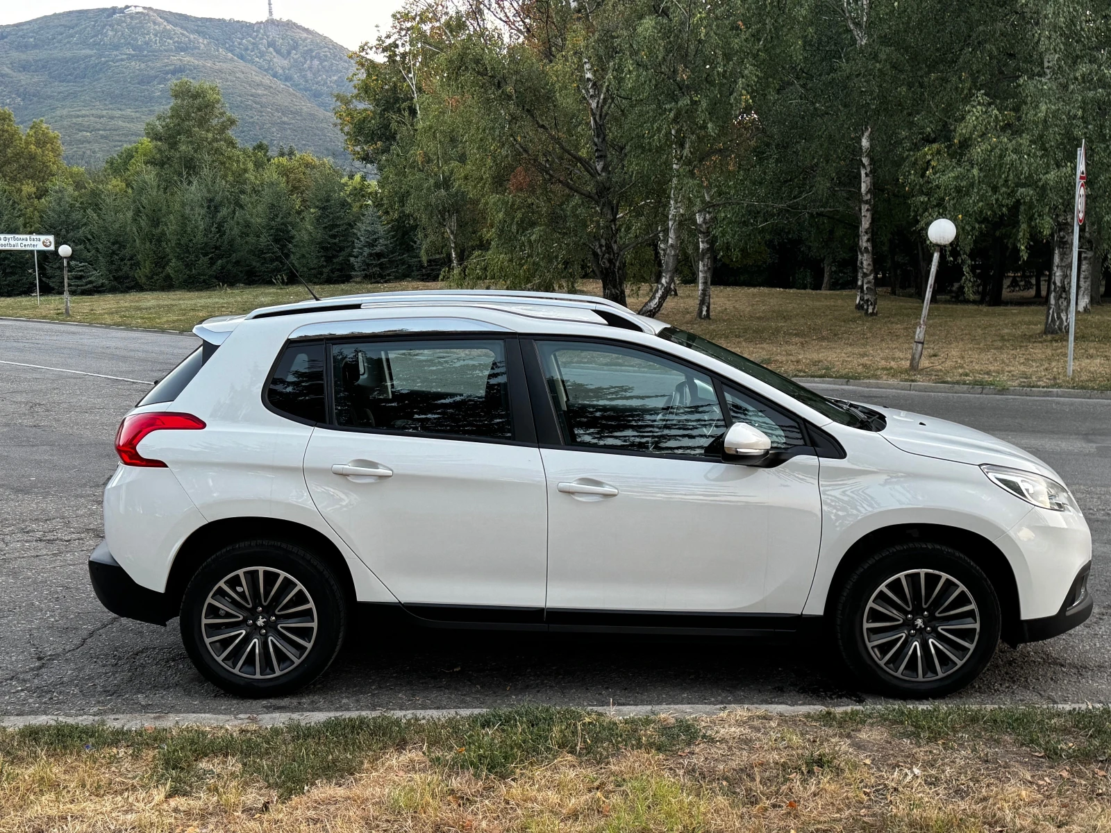 Peugeot 2008 1.6hdi 100к.с - изображение 4