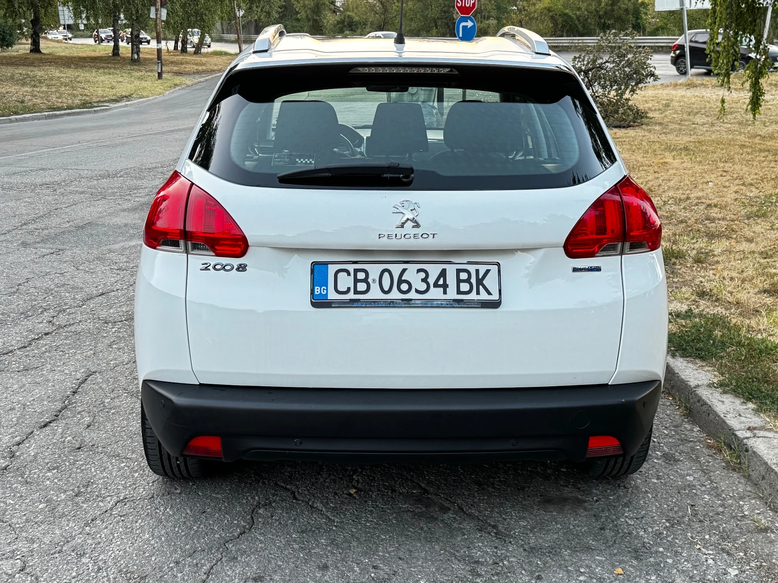 Peugeot 2008 1.6hdi 100к.с - изображение 6