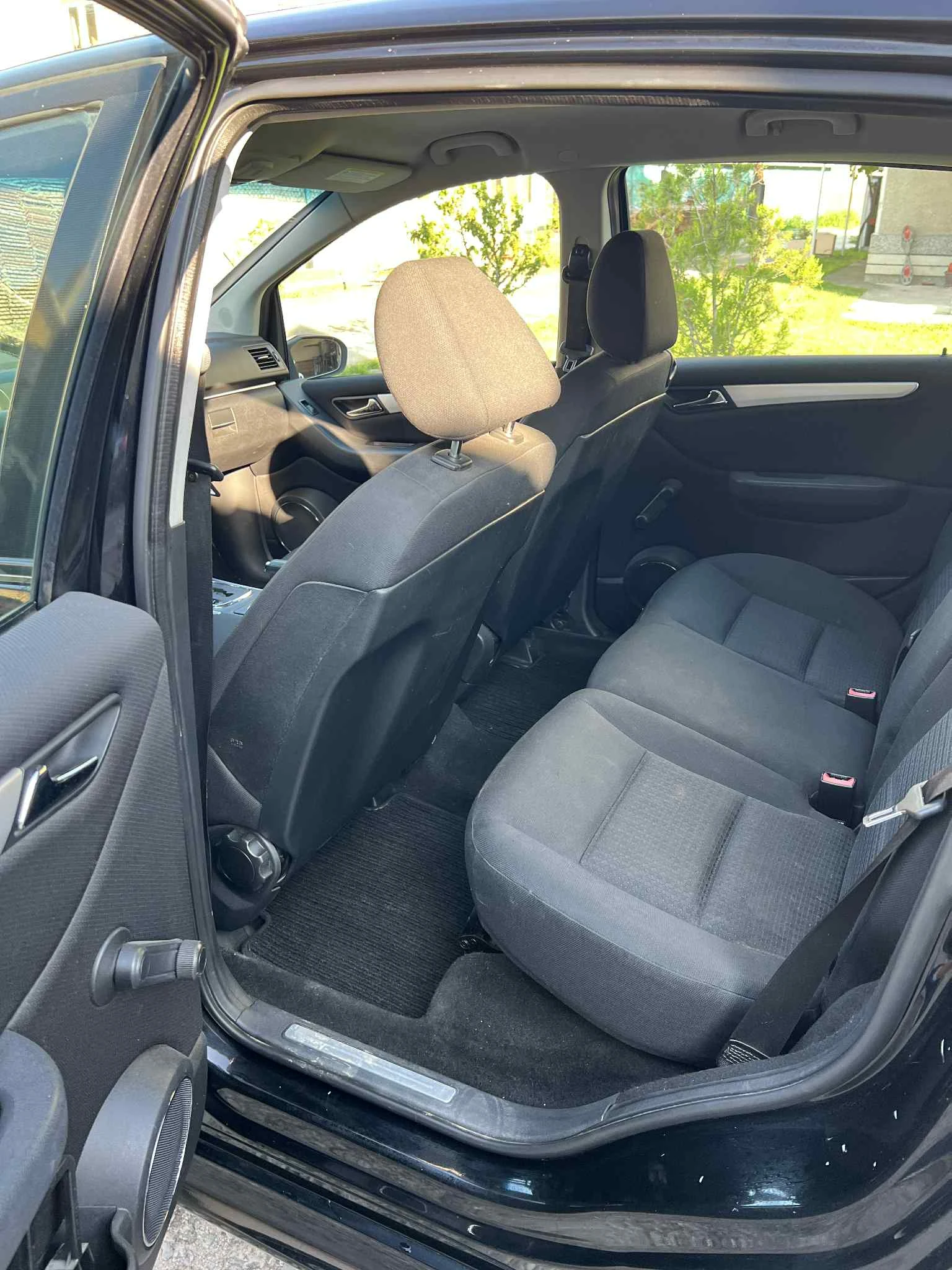Mercedes-Benz B 200 2.0 CDI - изображение 9