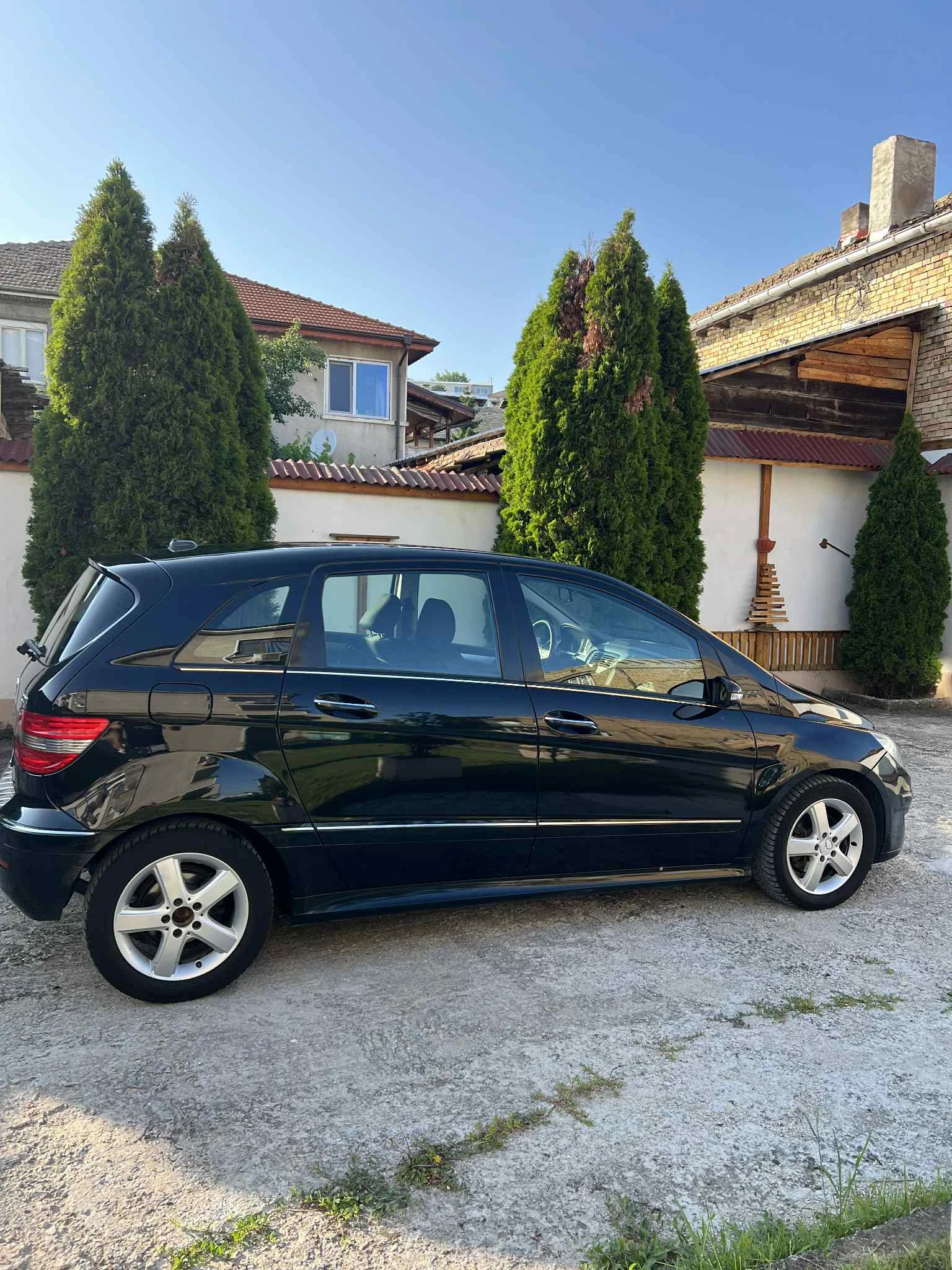 Mercedes-Benz B 200 2.0 CDI - изображение 4