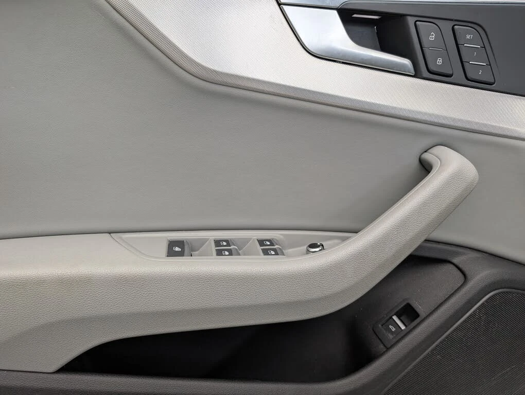 Audi A5 * Progressiv* S-Line* АвтоКредит (ЦЕНА ДО БГ) - изображение 9