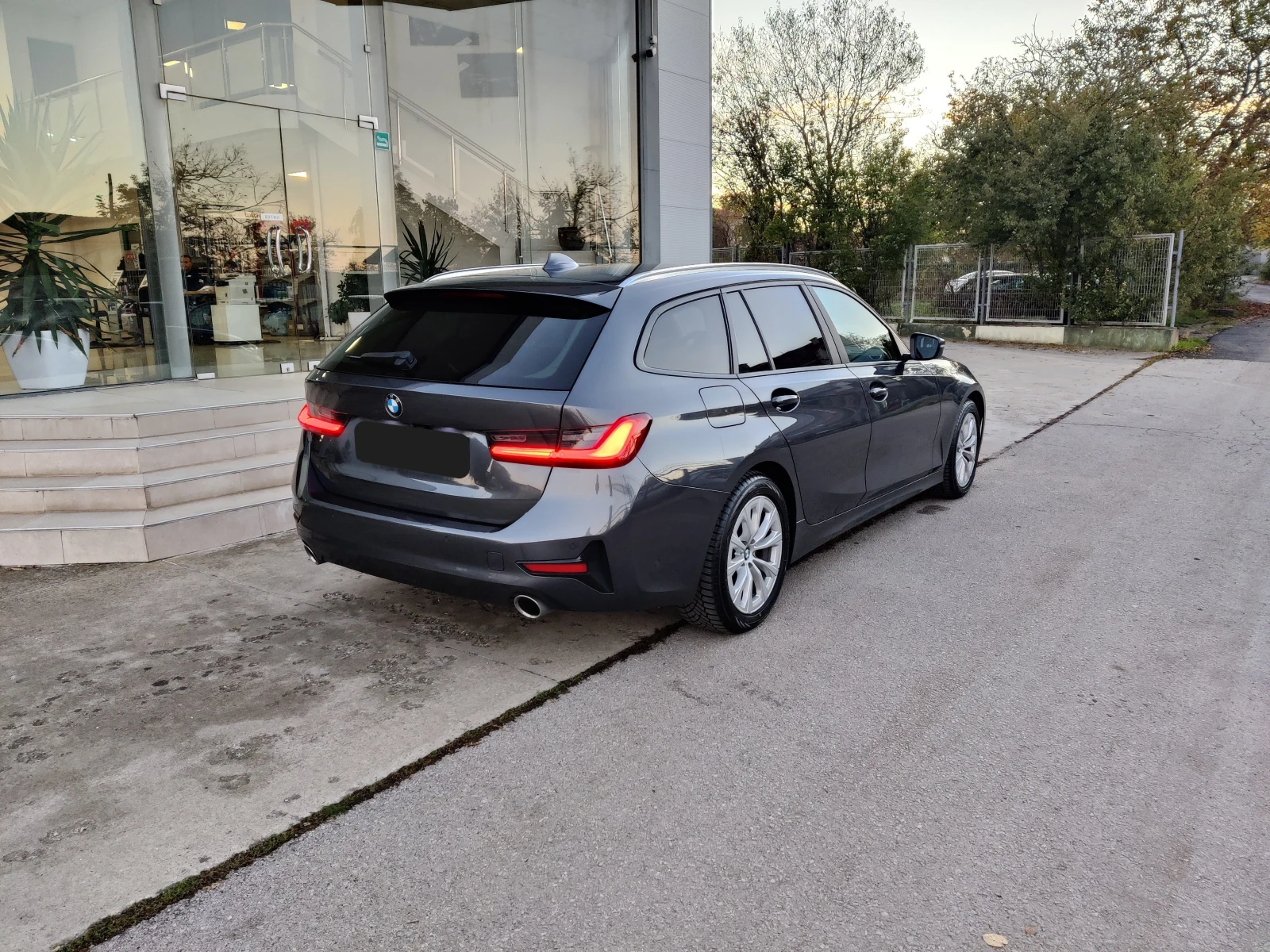 BMW 320 x-Drive | Mobile.bg   5