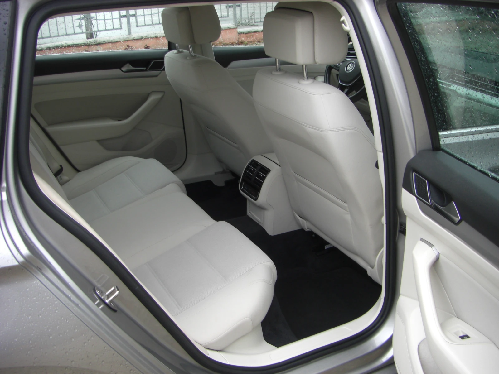 VW Passat TDI NAVI AVTOMAT EURO 6B | Mobile.bg   14