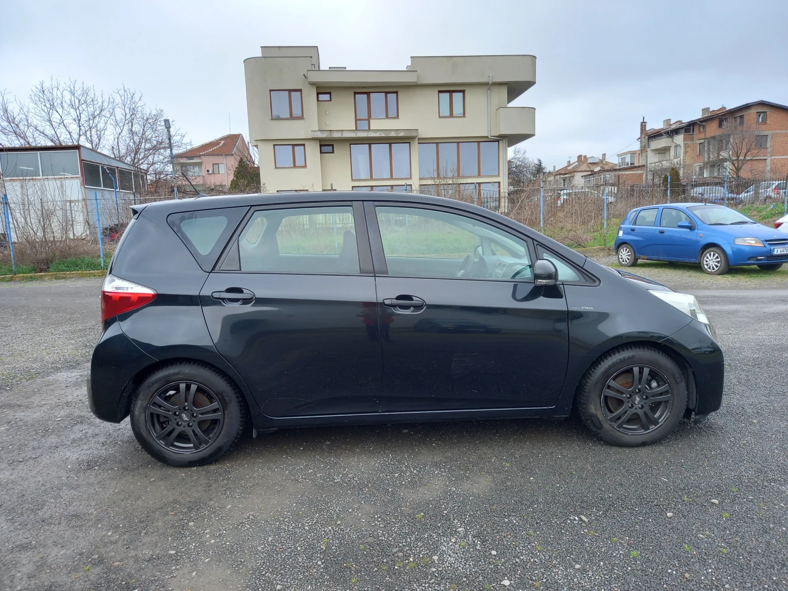 Toyota Verso S 1.33 vvti - изображение 3