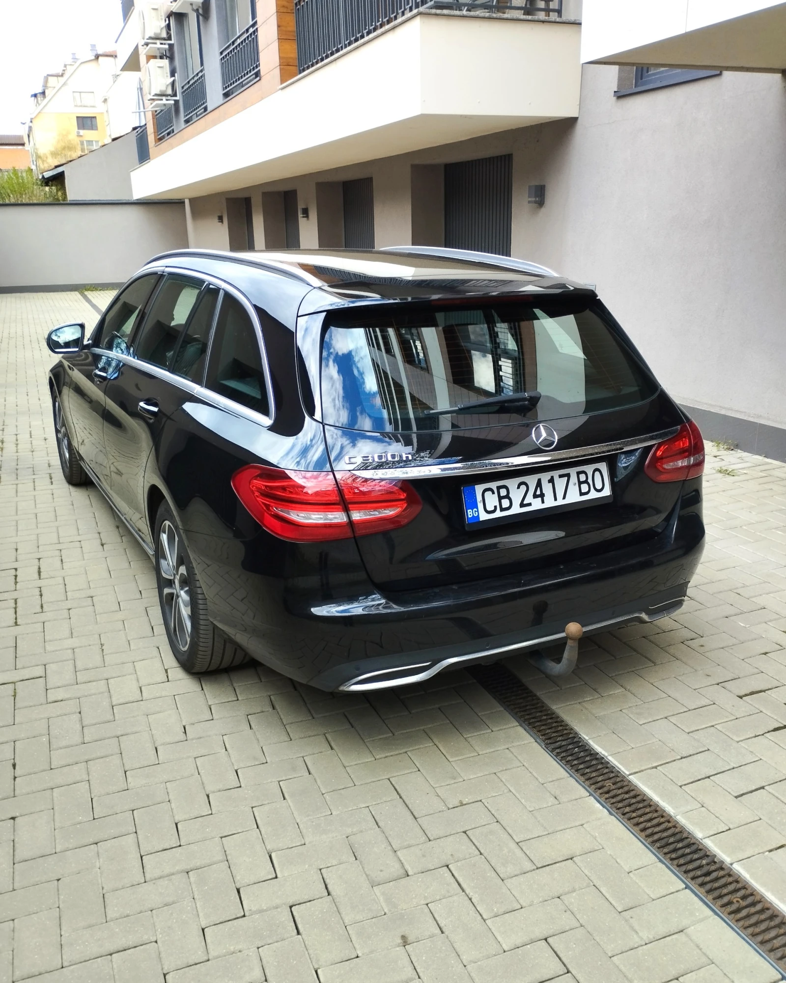 Mercedes-Benz C 300 HYBRID - изображение 3