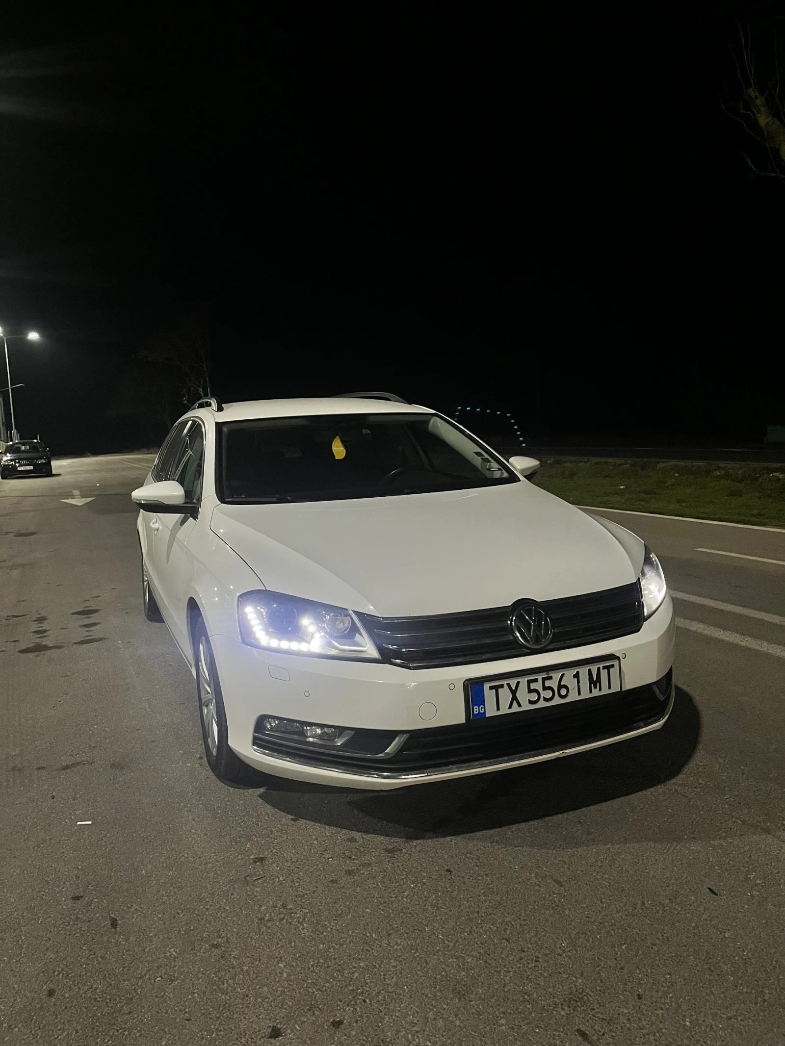 VW Passat 2.0 TDI , снимка 2 - Автомобили и джипове - 53728894