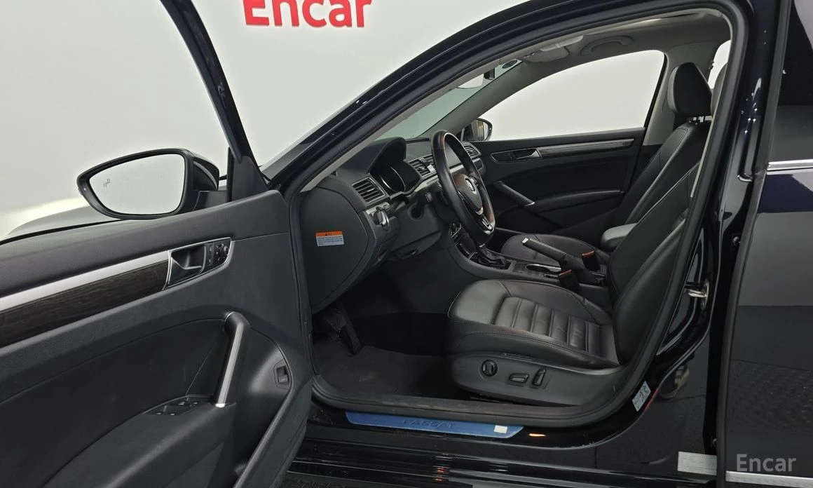 VW Passat, снимка 10 - Автомобили и джипове - 53940949