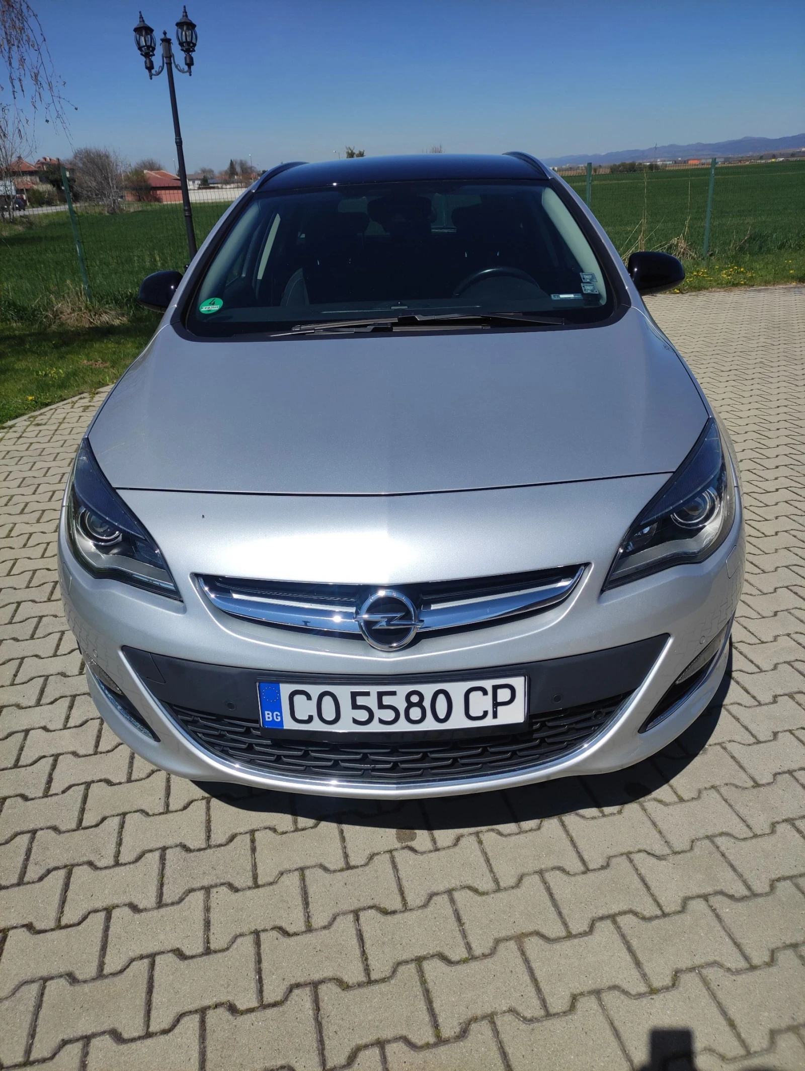 Opel Astra Sport Tourer , снимка 3 - Автомобили и джипове - 53953233