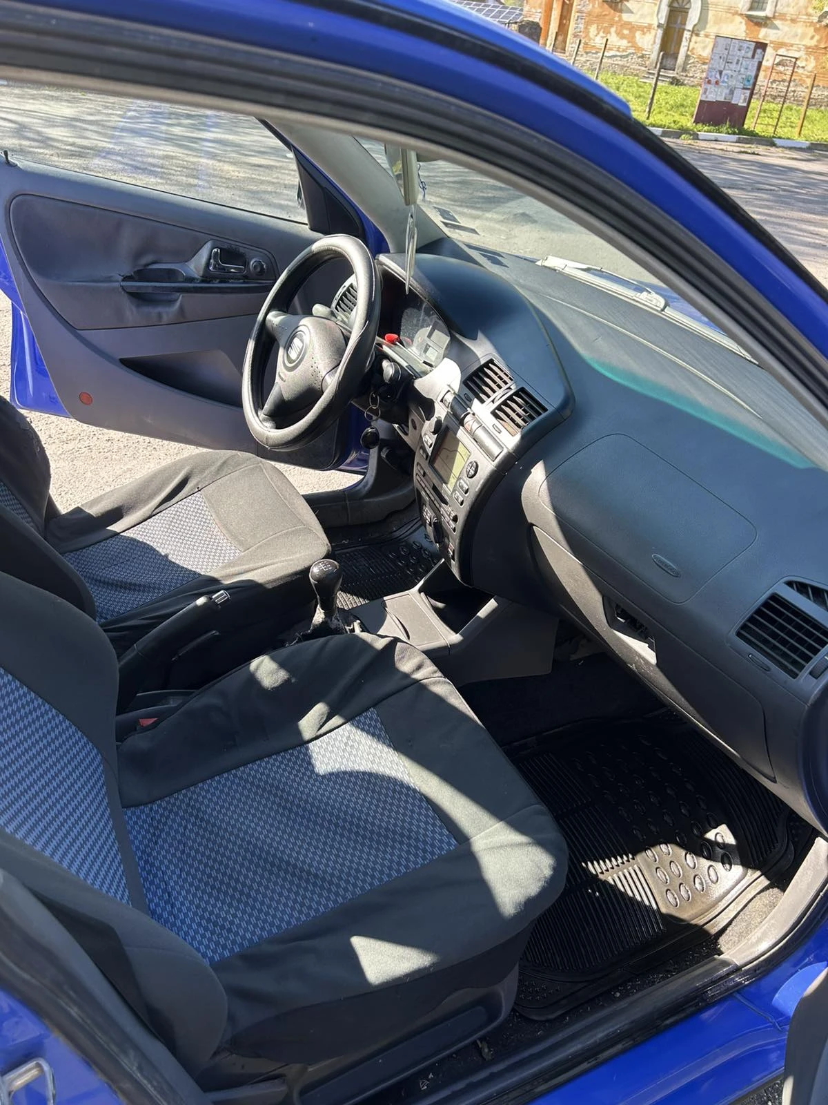 Seat Cordoba 1.9 SDI, снимка 8 - Автомобили и джипове - 54317458