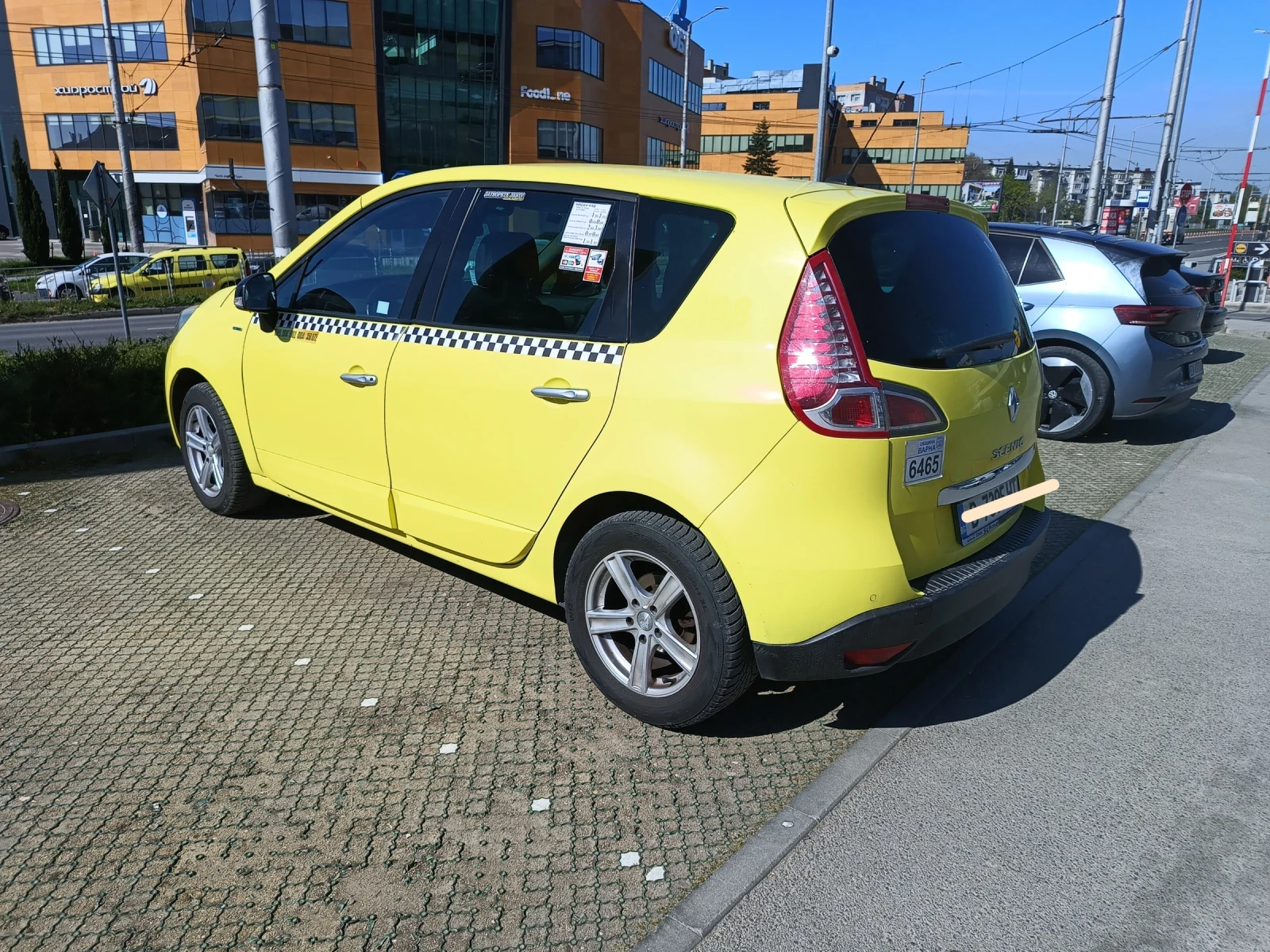 Renault Scenic 1.2 Tce, снимка 4 - Автомобили и джипове - 54584347