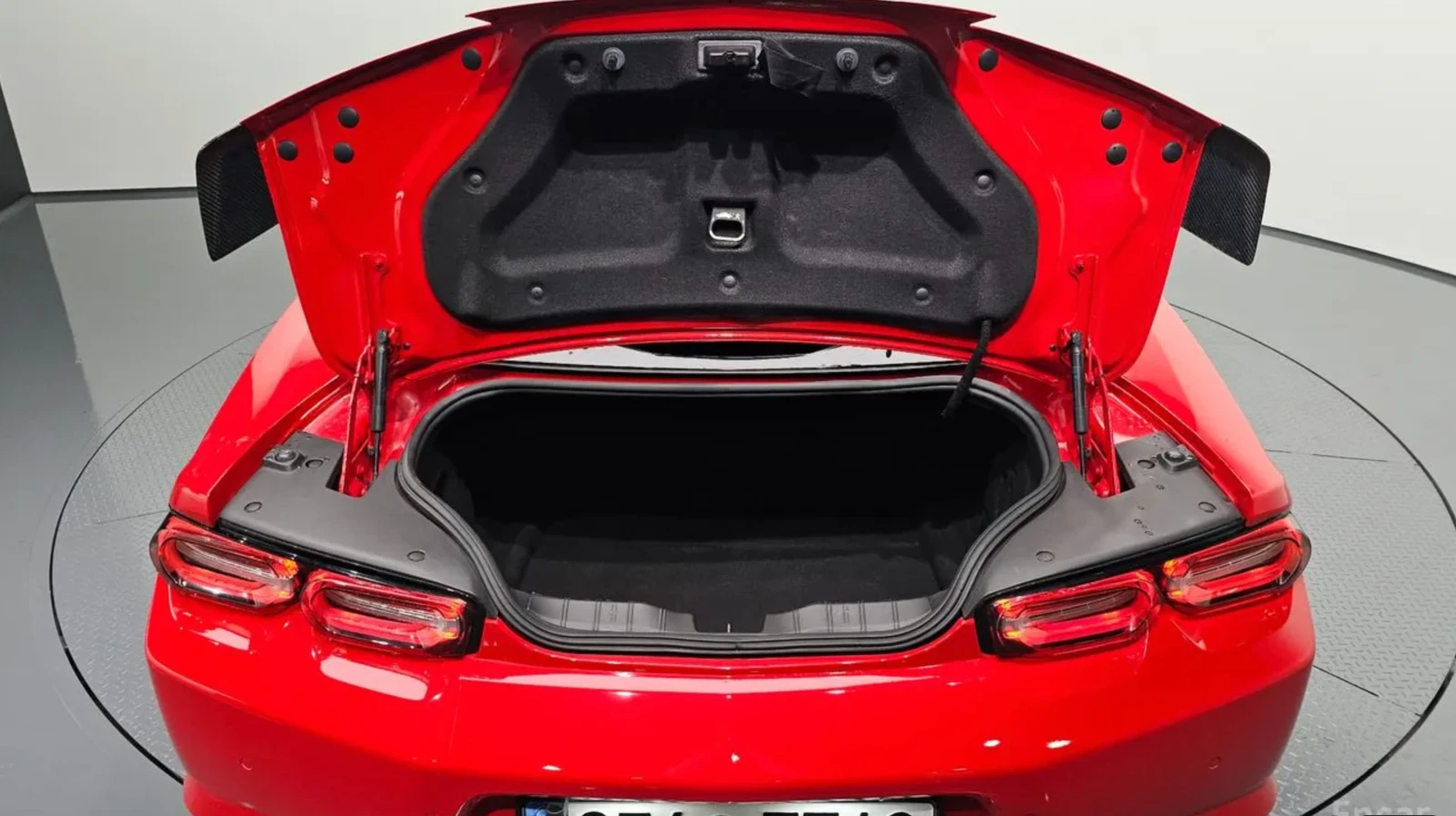 Chevrolet Camaro 6.2 SS VOLCANO RED EDITION / ��������� / CARBON/  | Mobile.bg � ����������� 16