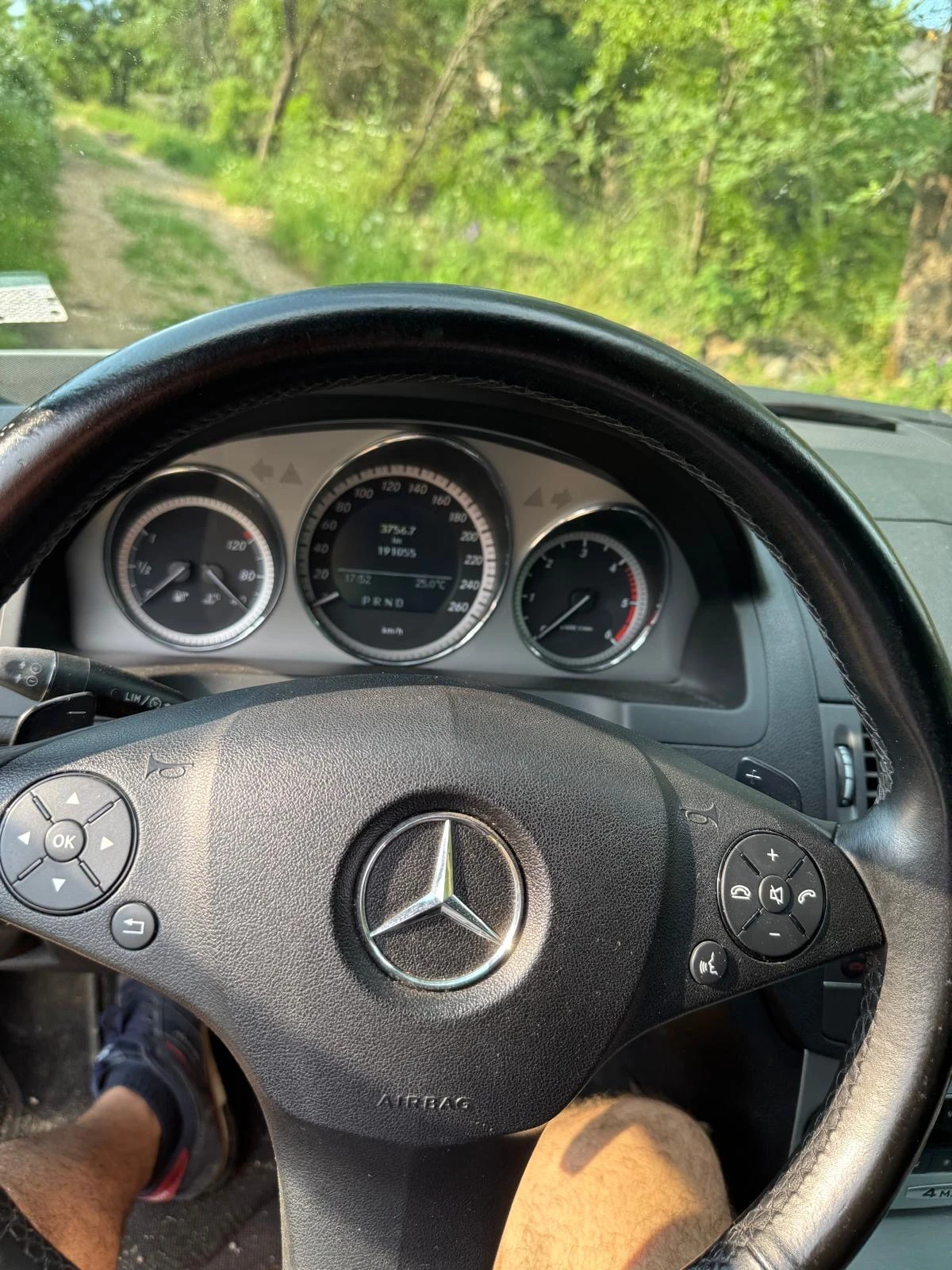 Mercedes-Benz C 250, снимка 7 - Автомобили и джипове - 54802278