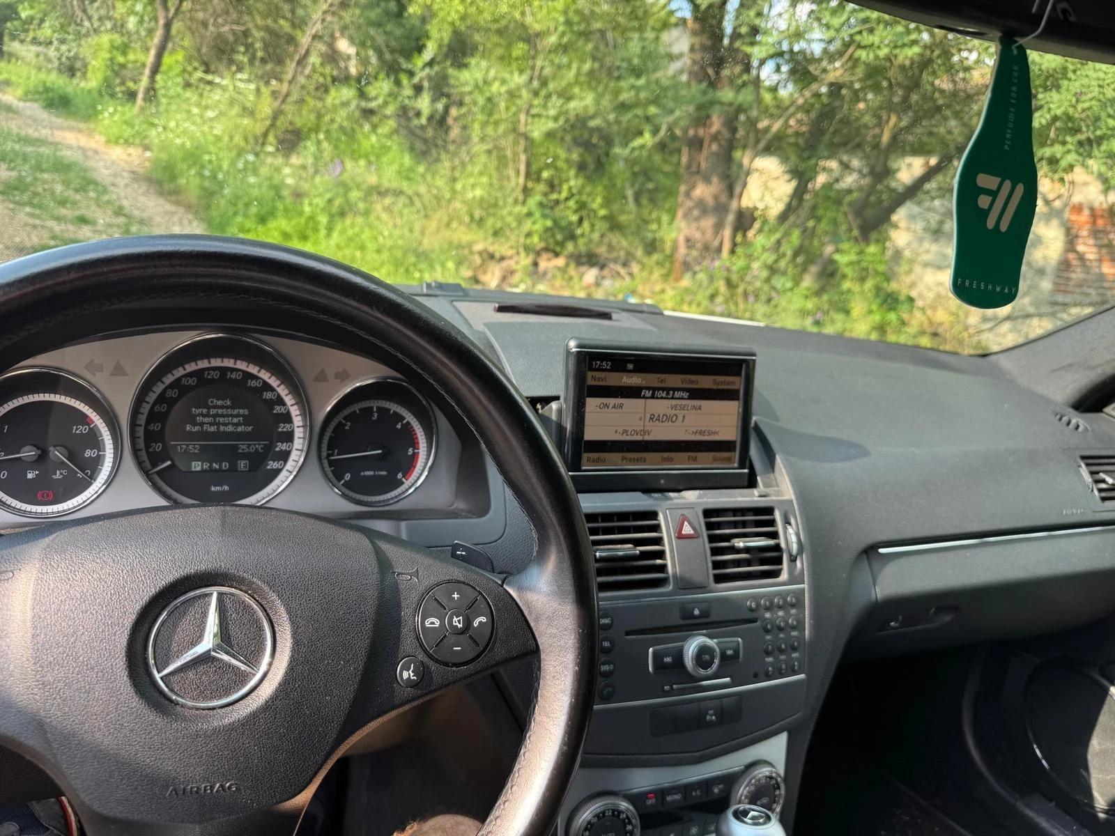 Mercedes-Benz C 250, снимка 5 - Автомобили и джипове - 54802278