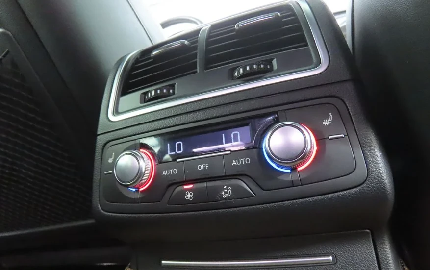 Audi S6 QUATTRO / 360 CAM / B&O / HEAD UP , снимка 14 - Автомобили и джипове - 55060004