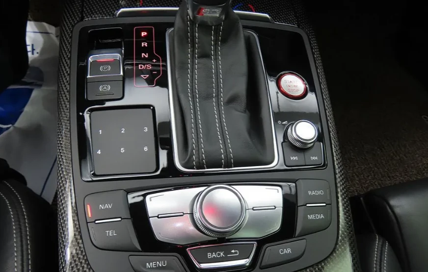 Audi S6 QUATTRO / 360 CAM / B&O / HEAD UP , снимка 13 - Автомобили и джипове - 55060004