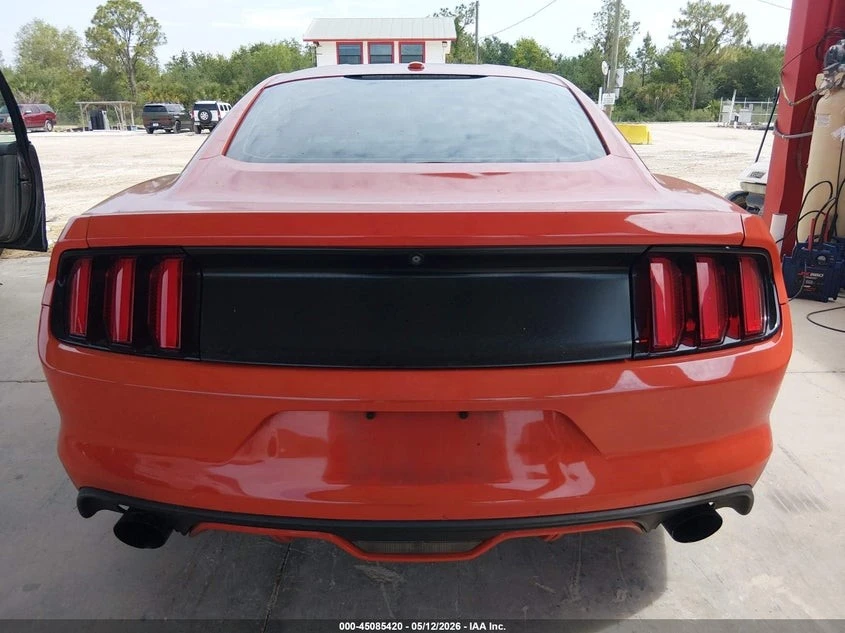 Ford Mustang ECOBOOST* КОЖА* ПОДГРЕВ* НАВИ* КЛИП НА МОТОРА, снимка 16 - Автомобили и джипове - 55064830