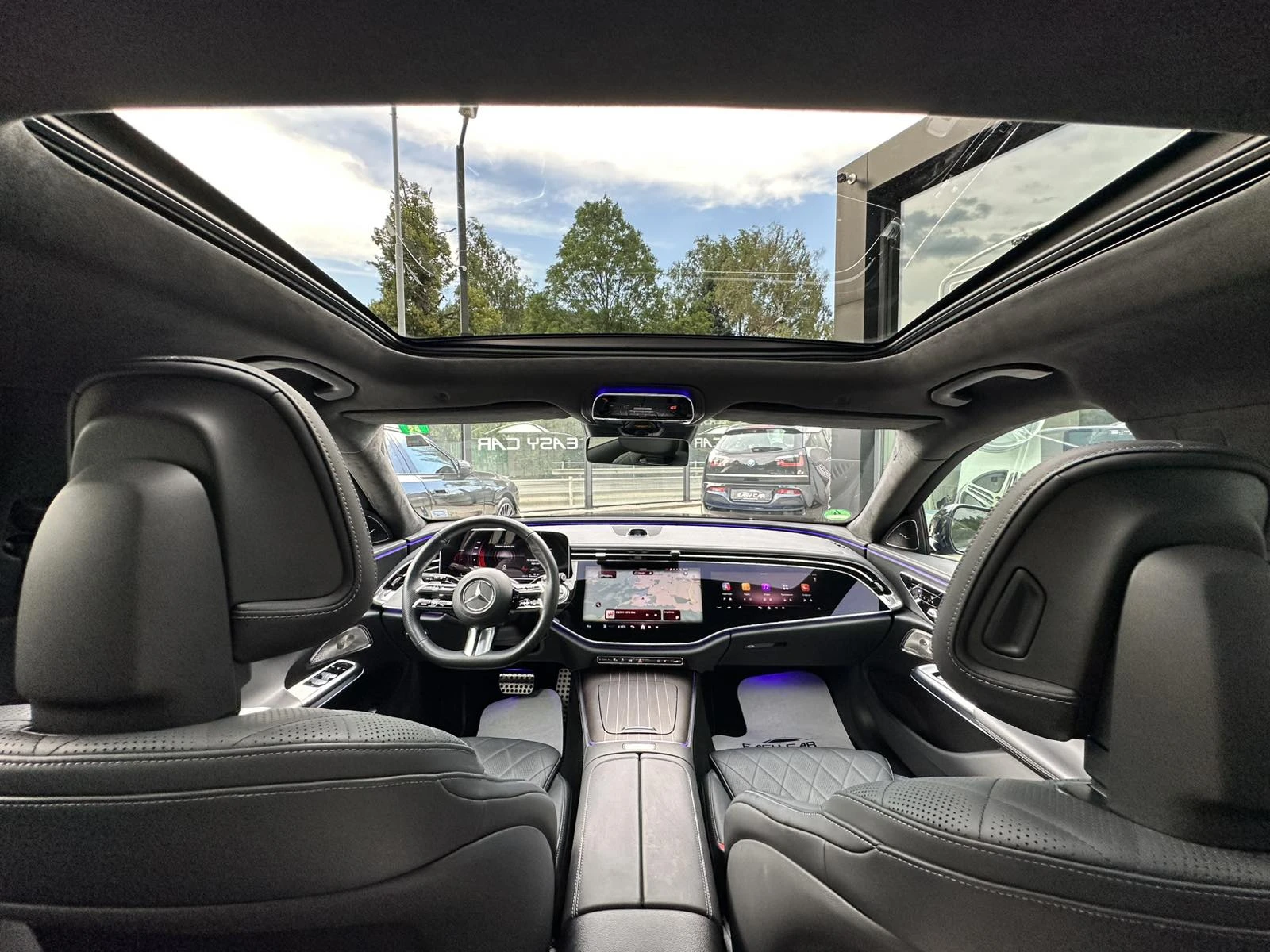 Mercedes-Benz E 300 DE / CAMERA / PANO / Burmester, снимка 10 - Автомобили и джипове - 55101849