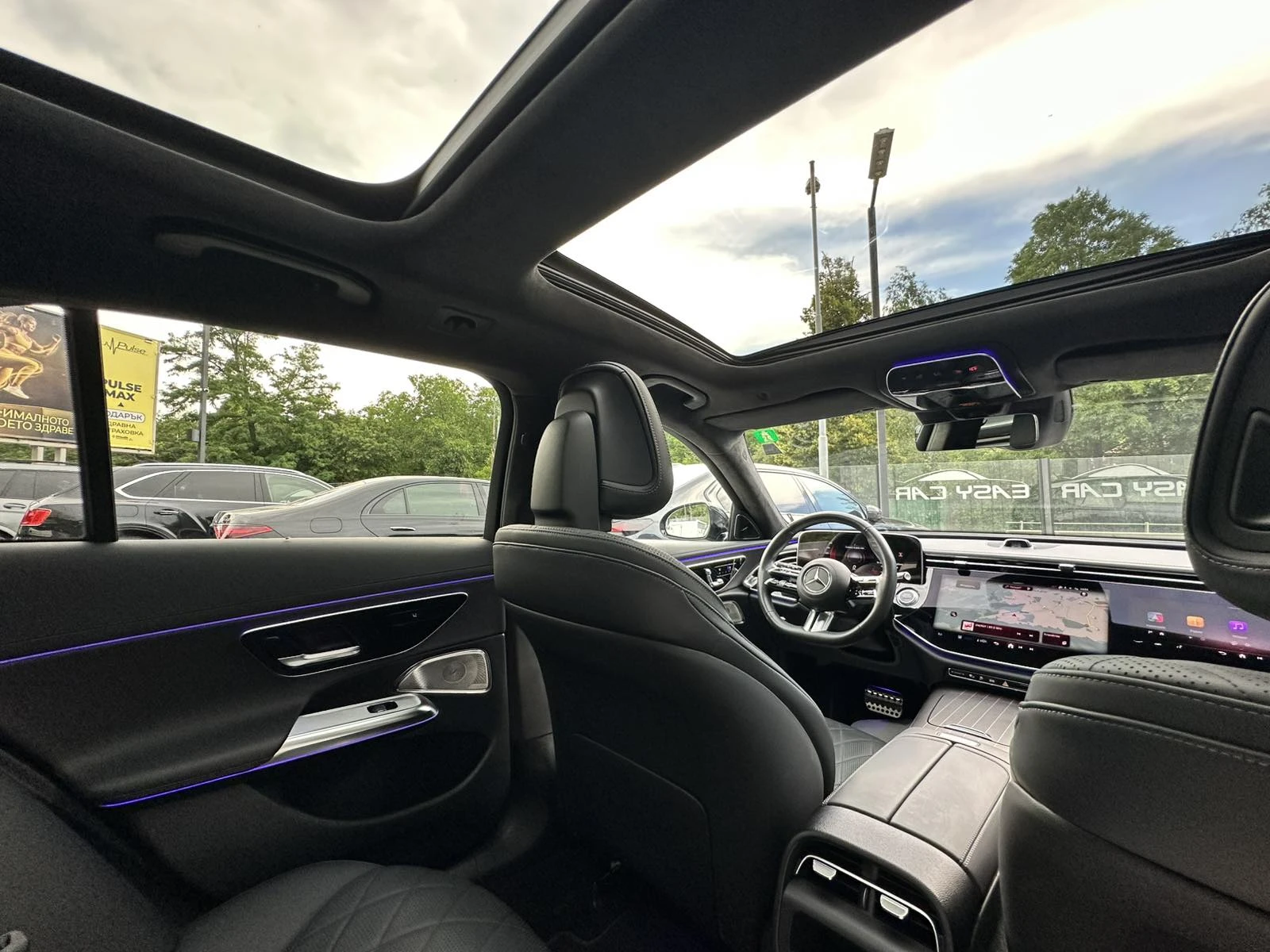 Mercedes-Benz E 300 DE / CAMERA / PANO / Burmester, снимка 15 - Автомобили и джипове - 55101849