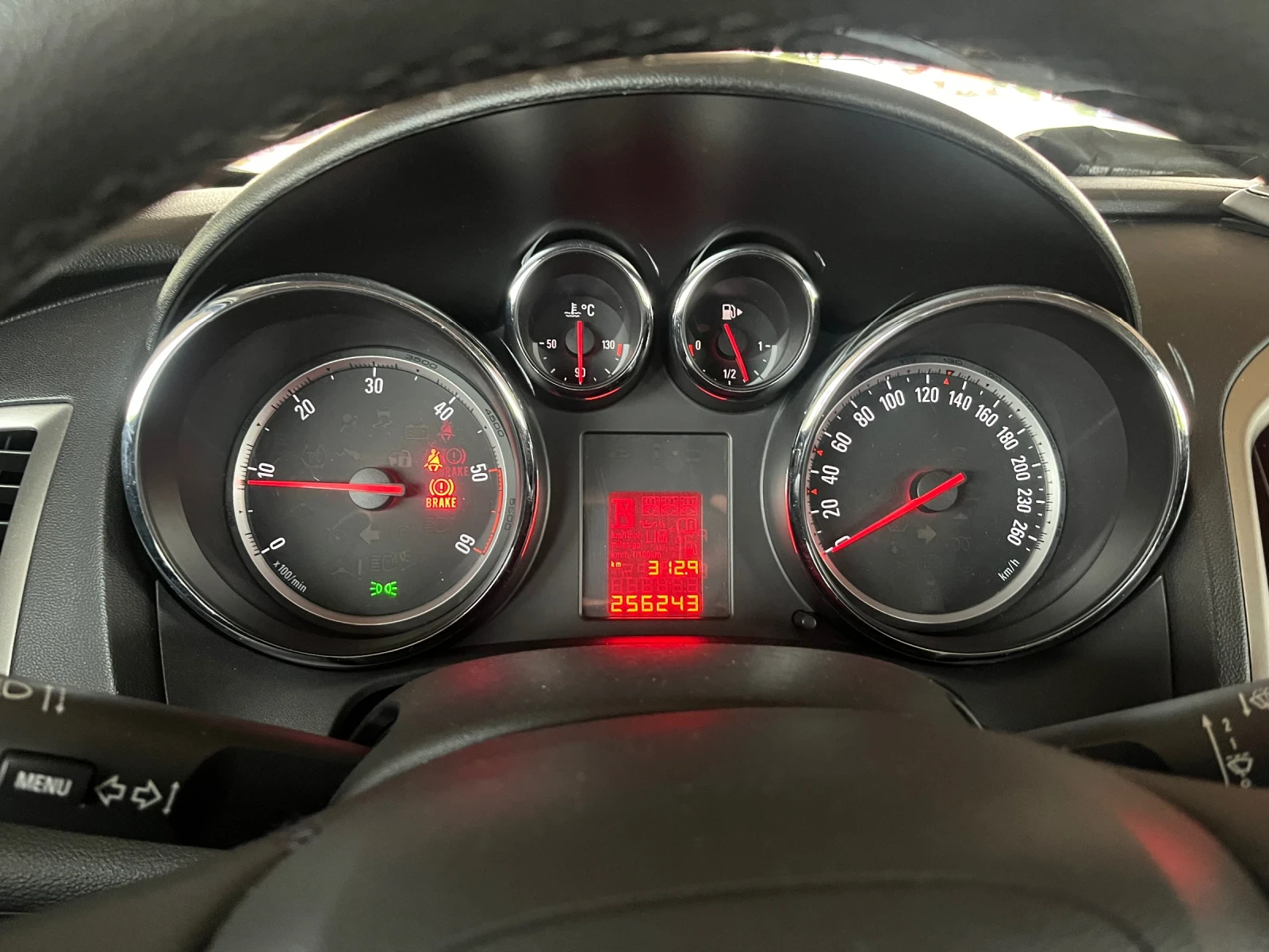 Opel Astra 1.7 cdti 125 кс, снимка 14 - Автомобили и джипове - 55137042