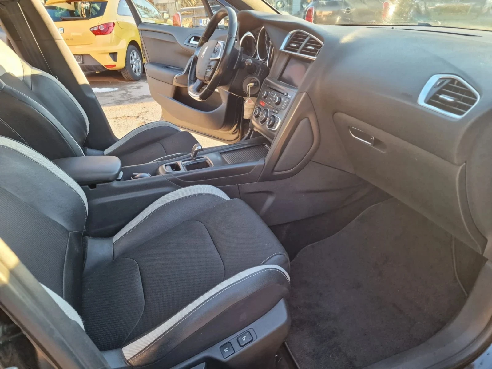 Citroen DS4, снимка 7 - Автомобили и джипове - 55264964