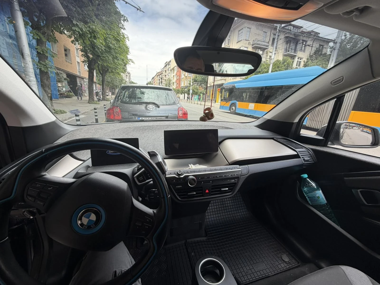 BMW i3 Електрически , снимка 4 - Автомобили и джипове - 55408231