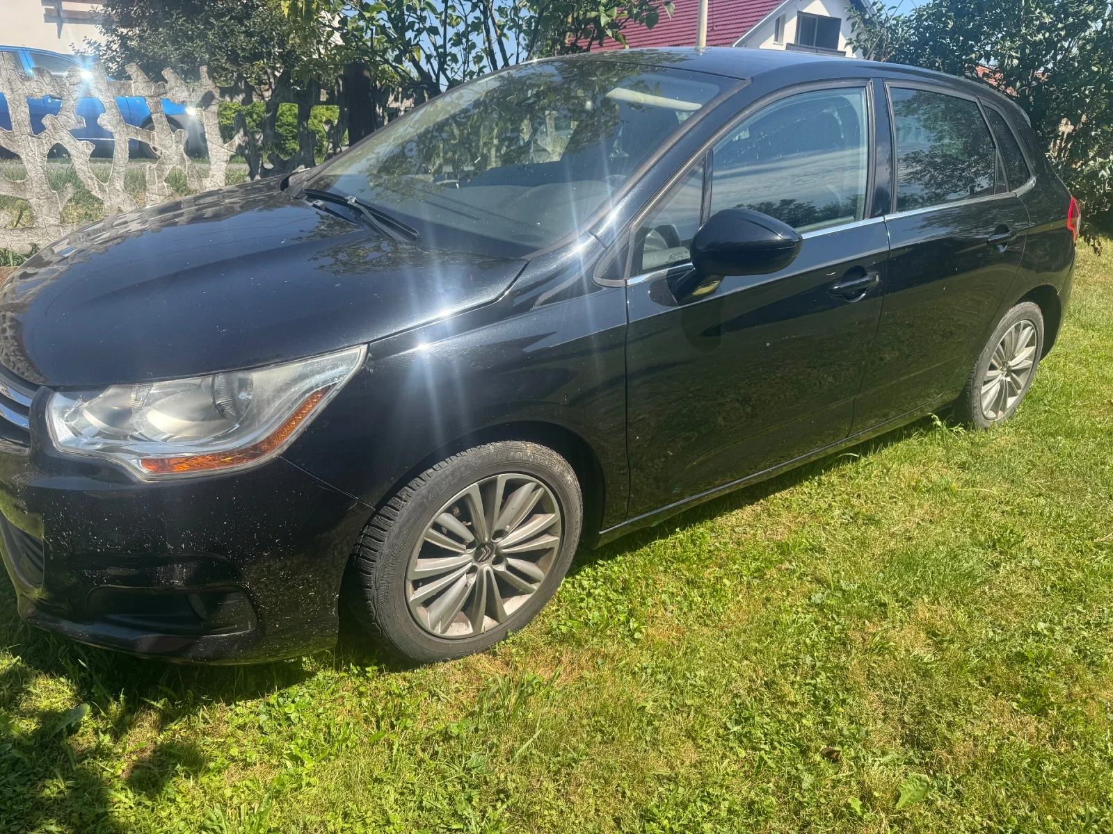 Citroen C4 1.4Vti 70kw, снимка 2 - Автомобили и джипове - 55476277