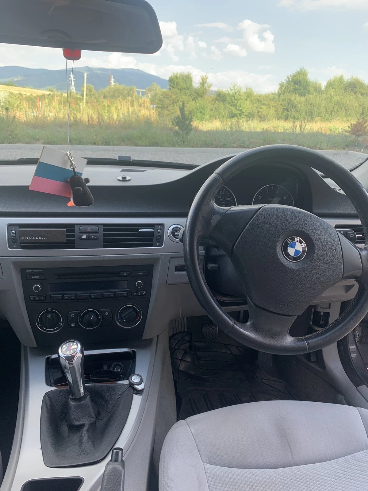 BMW 320, снимка 10 - Автомобили и джипове - 55530168