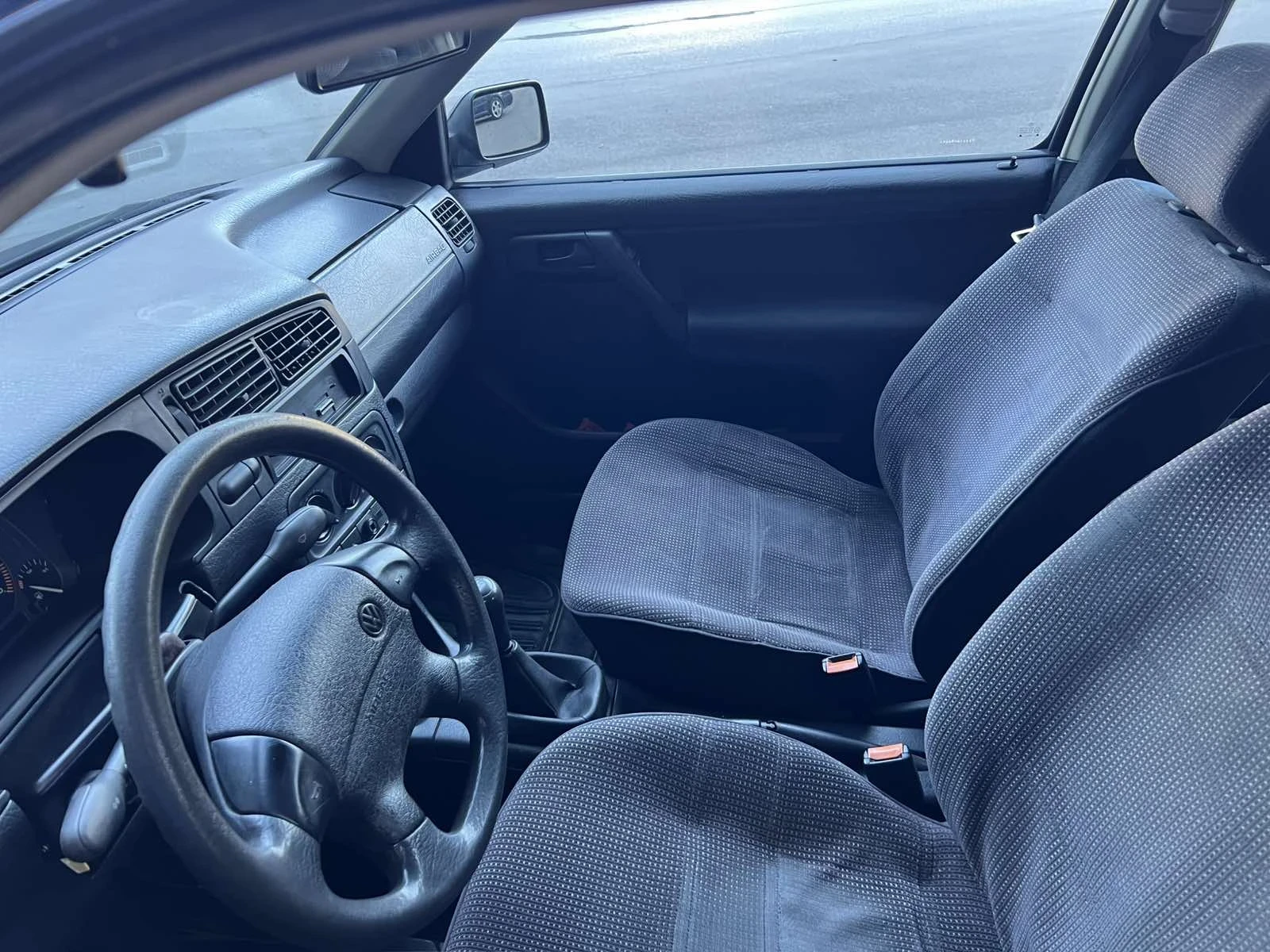 VW Golf, снимка 6 - Автомобили и джипове - 55727368