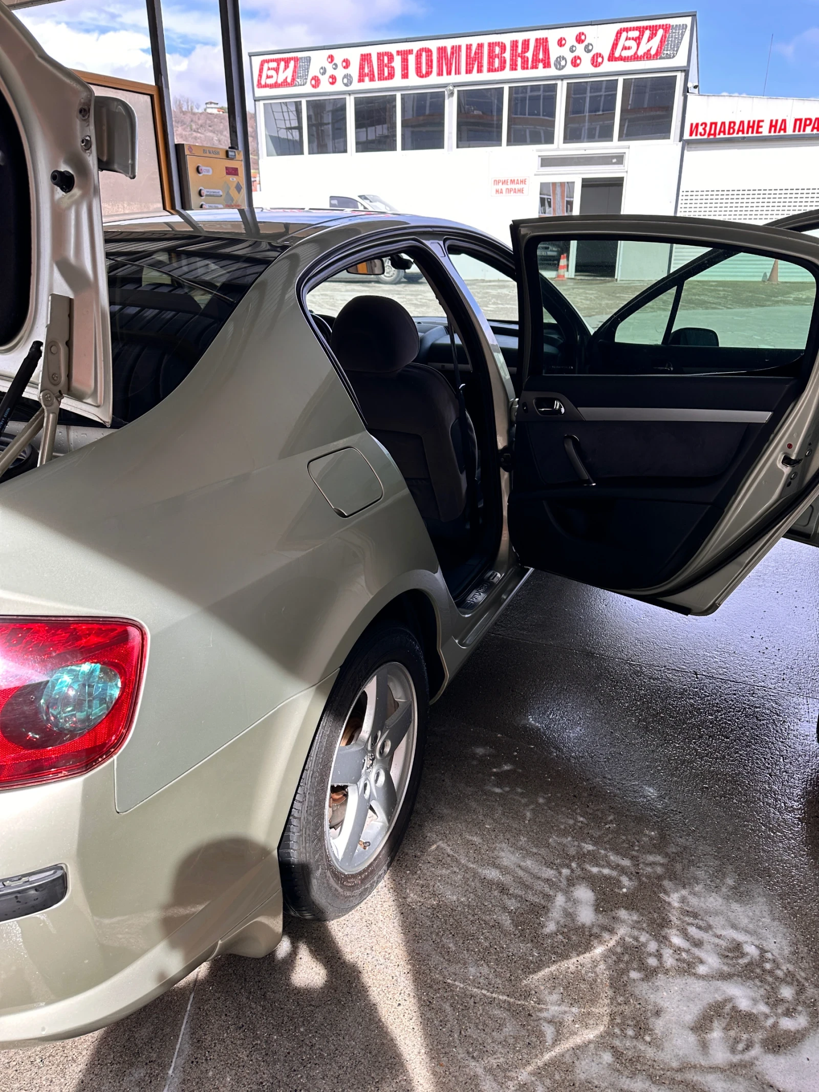 Peugeot 407, снимка 7 - Автомобили и джипове - 55882319